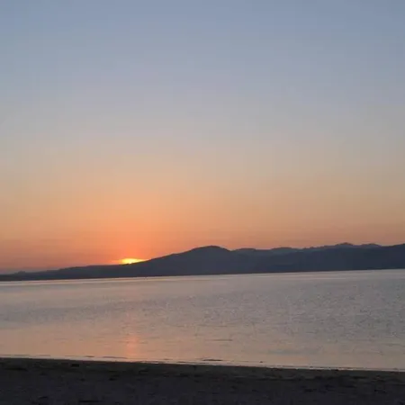 펜션 Hillside House- Wild Atlantic Way *