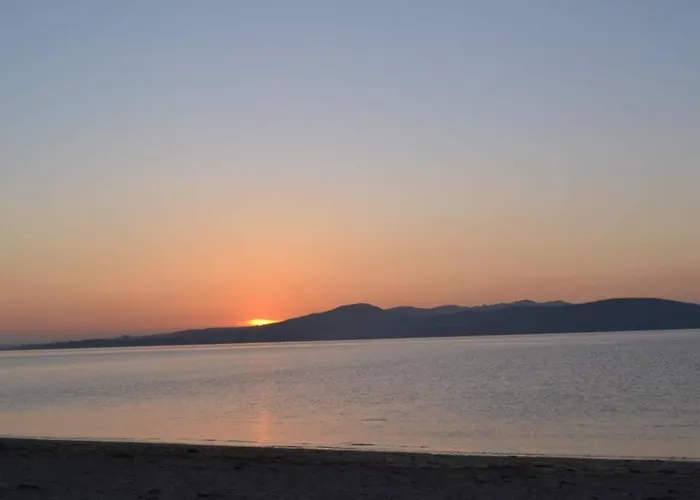 Holiday home Hillside House- Wild Atlantic Way *